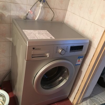 小天鹅(little swan) tg70-1226e(s) 7公斤 全自动滚筒洗衣机 银色