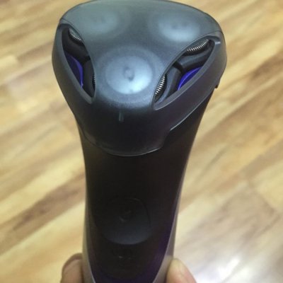 飞利浦电动剃须刀pt726/14