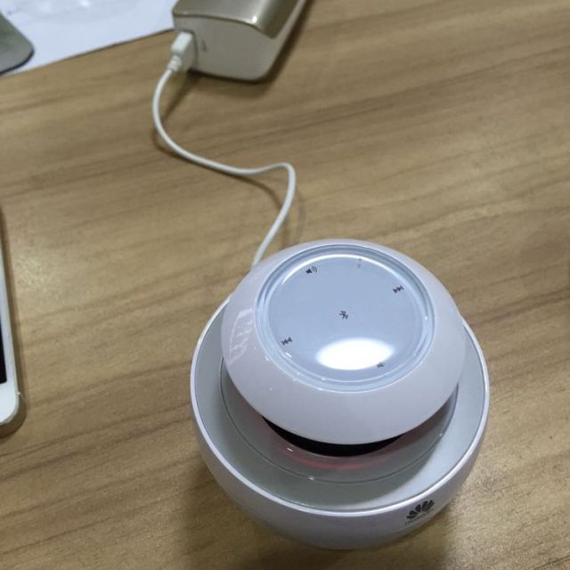 华为小天鹅蓝牙免提音箱 mate8 mate7 p8 荣耀7 5x 原装蓝牙音响 支持