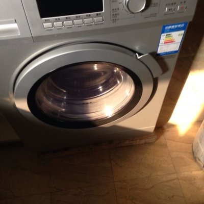 三洋(sanyo)dg-f8026bs 8公斤全自动变频滚筒洗衣机(银灰色)