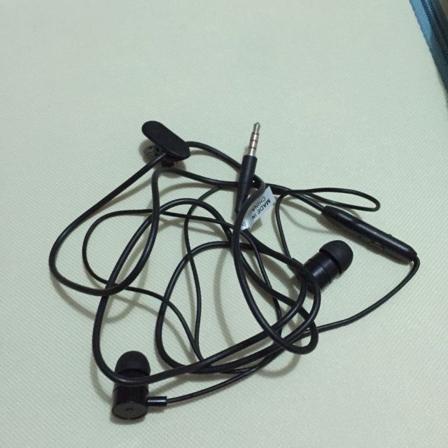 byz k12 黑色 3.5接口 全能耳机