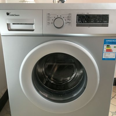 小天鹅(little swan) tg70-1226e(s) 7公斤 全自动滚筒洗衣机 银色