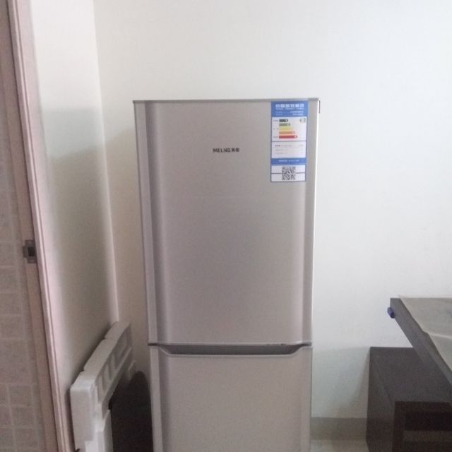 美菱melingbcd155chc155升省电静音经典外观设计双门冰箱大冷冻空间
