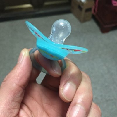 美国nuby/努比 扁椭圆型安抚奶嘴0-6个月婴儿安慰安睡型 浅蓝色