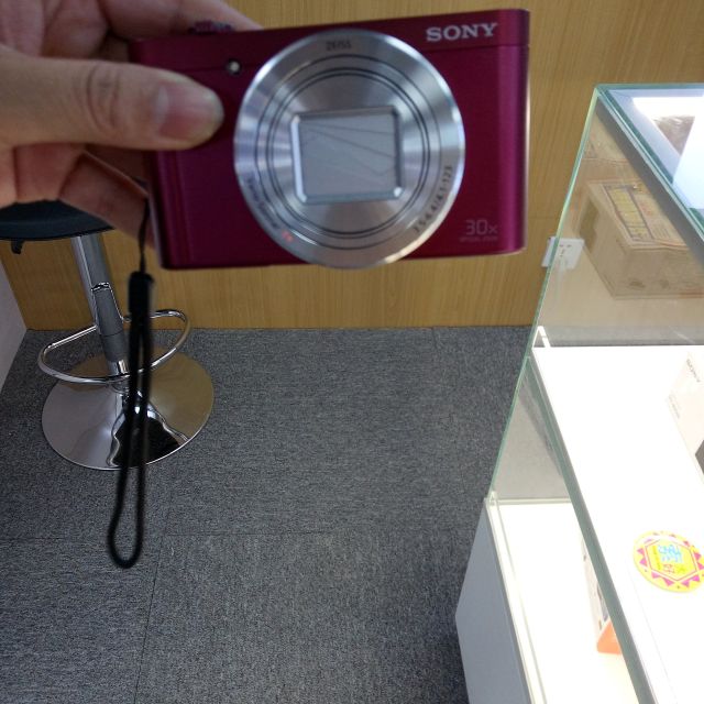 索尼sonydscwx500数码相机照相机红色16g原装卡3英寸显示屏cmos传感器