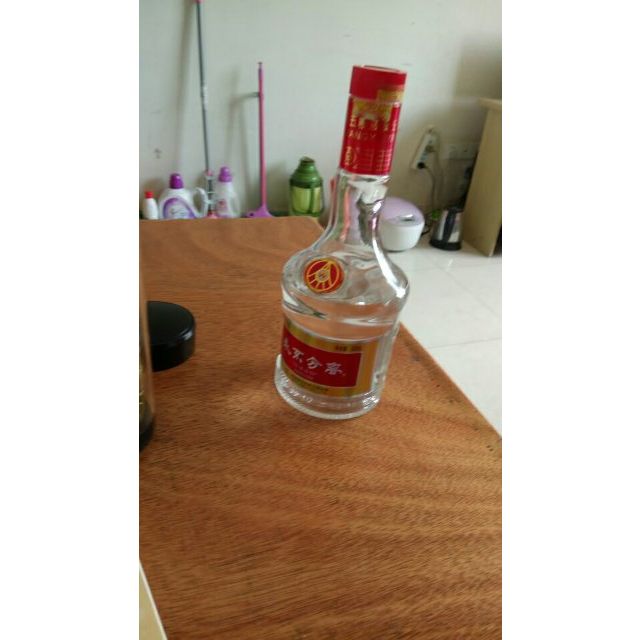 五粮液股份有限公司出品52度永不分离精品500ml*6瓶装 浓香型白酒