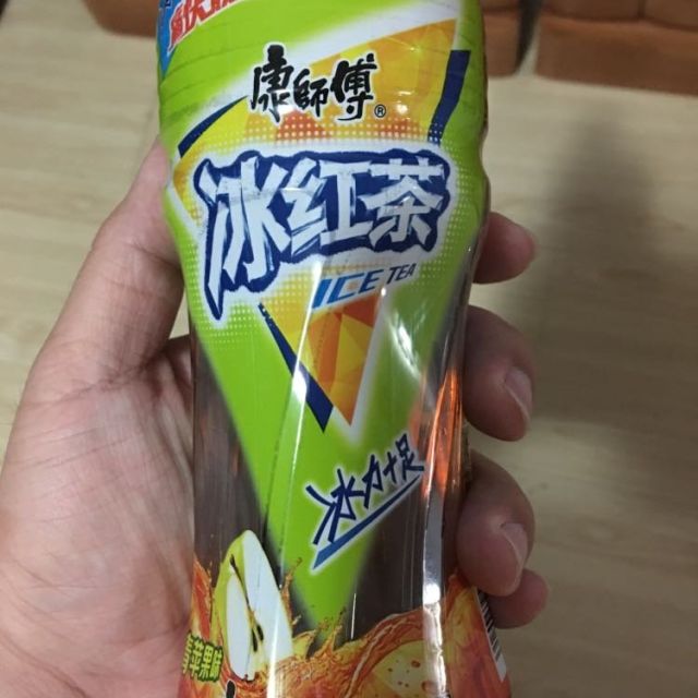 康師傅冰紅茶青蘋果味500ml/550ml*15瓶 箱裝 茶飲料(新老包裝交替