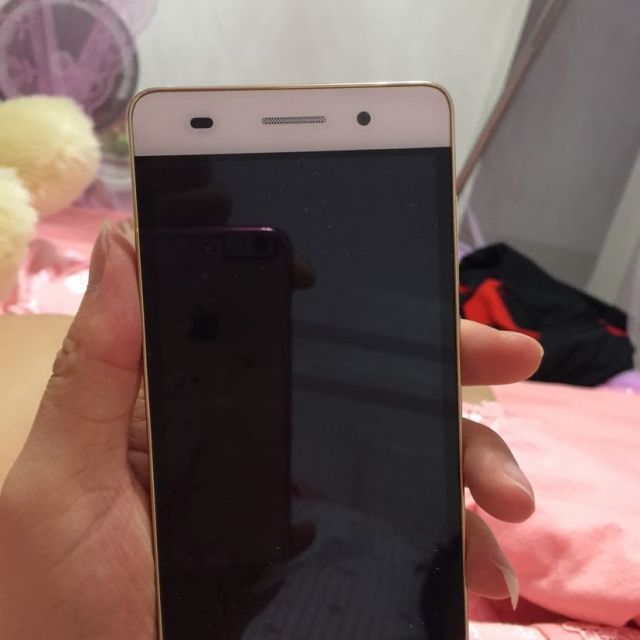 > 华为荣耀4c(chm-tl00h)(16gb rom)移动4g(白)商品评价 > 手机挺好用