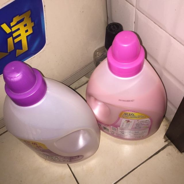 金纺水清莲香衣物护理剂3l