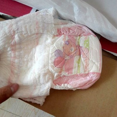 好奇银装l大号84 16片女宝宝拉拉裤纸尿裤成长裤箱装(10-14kg)送庆泽