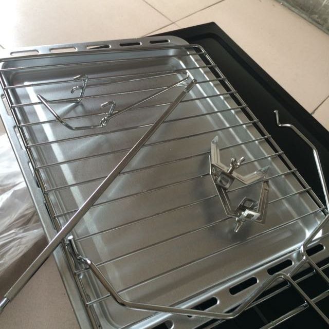 美的midea电烤箱35升四层烤位多层聚能面板内置接渣盘t3l326b