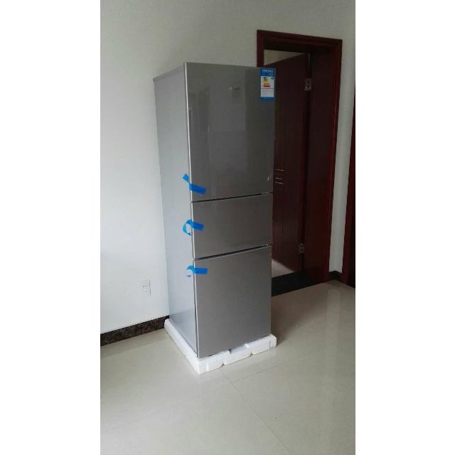 > 海信冰箱bcd-202d/f商品评价 > 冰箱已经收到,放在出.