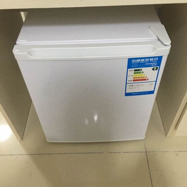 奥马(homa) bc-46a白 单门保鲜小冰箱 冷藏/微冻 一级节能 家用租房