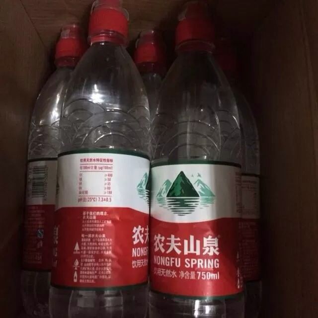 农夫山泉天然水750ml15整箱