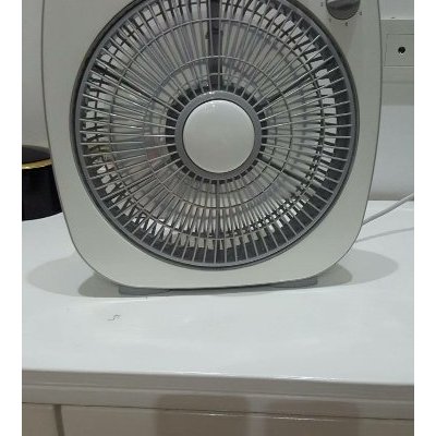 澳柯玛(aucma)kyt-25k516台式转页扇/五叶三档小型电风扇