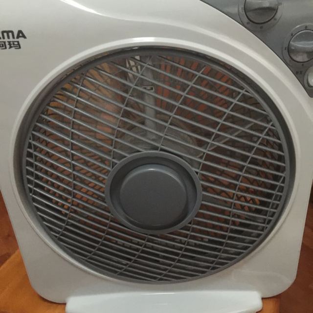 澳柯玛(aucma)kyt-30nd02 台式转页电风扇/鸿运扇/家用宿舍用小台扇