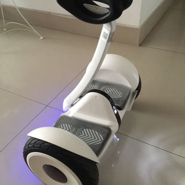 小米mi平衡车ninebot九号平衡车智能电动体感车白