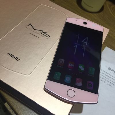 美图手机m6(mp1503) .