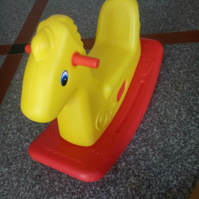 文博仕 塑料儿童木马幼儿园户外.