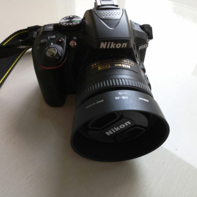 尼康数码单反相机 d5300(18-105 35/1.8g镜头) 16g卡