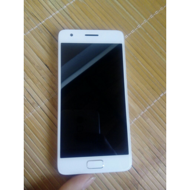 联想zukz2332g骁龙820快充长续航全网通4g手机双卡双待白色