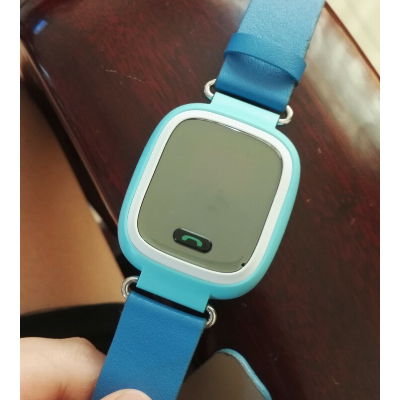 小天才电话手表y01 蓝皮 夜.