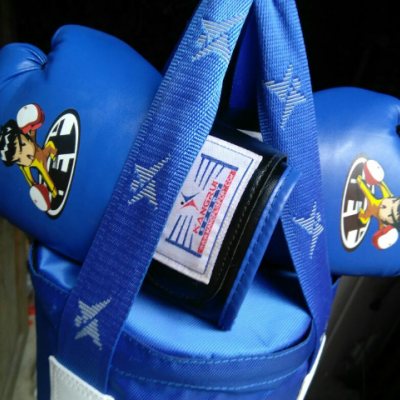 康瑞儿童拳套小孩散打拳击手套打.