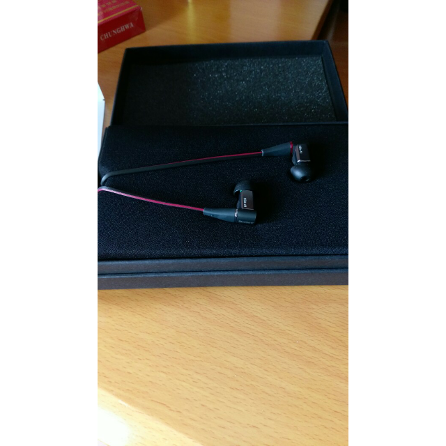 索尼sonyxbaa1ap圈铁结合通话耳机搭载线控和麦克风入耳式有线耳机