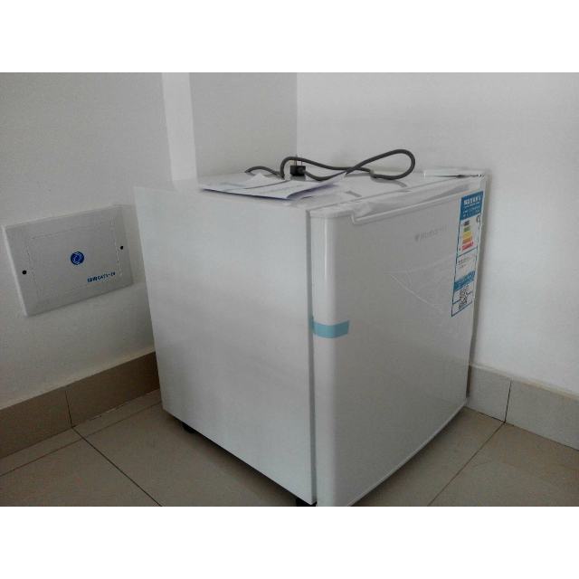 万宝(wanbao) bc-52d 52升 家用保鲜 迷你 单门 小冰箱 (白色)