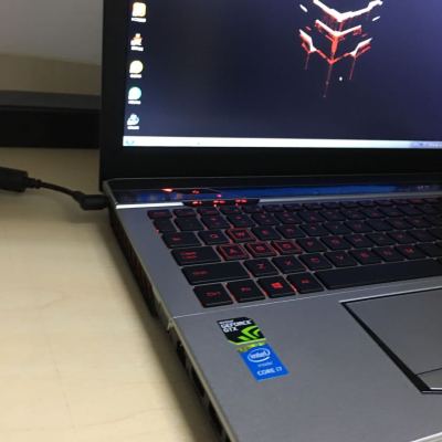 炫龙银魂t1 pro i7四核/gtx965m4g独显/背光键盘/15.