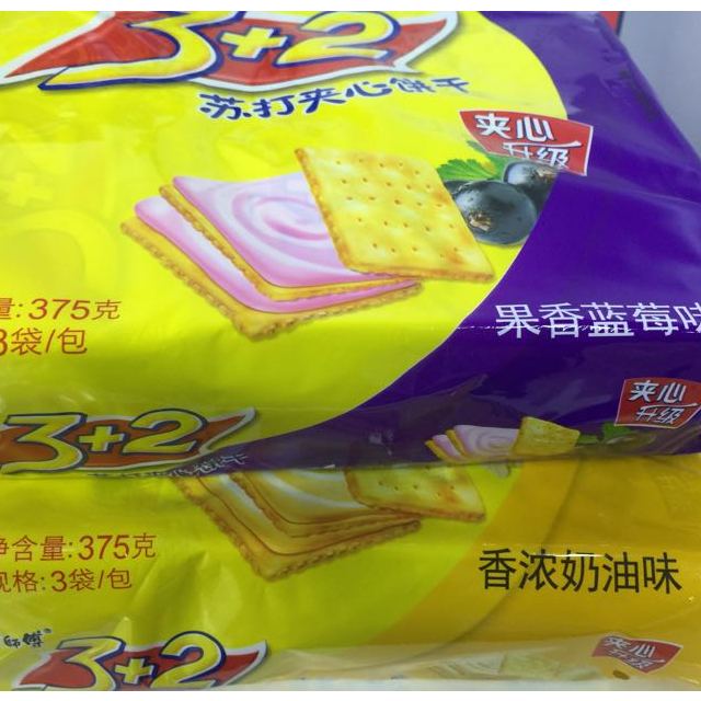 【苏宁易购超市】康师傅3 2苏打夹心饼干(果香蓝莓味)375g/袋