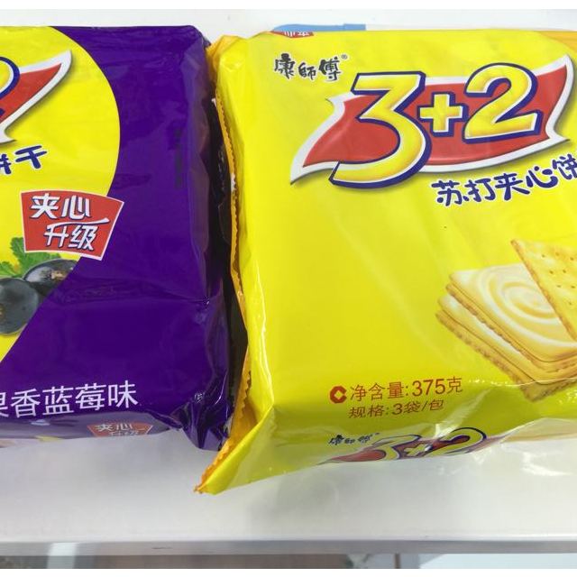 【苏宁易购超市】康师傅3 2苏打夹心饼干(果香蓝莓味)375g/袋