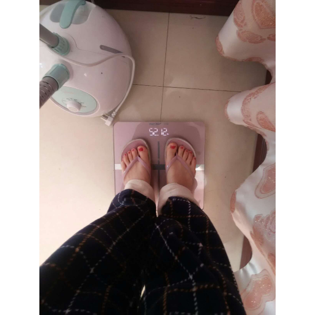 禾诗【hes】hs-s7-a 电子称 隐屏磨砂显示效果 体重秤 家用 电子秤