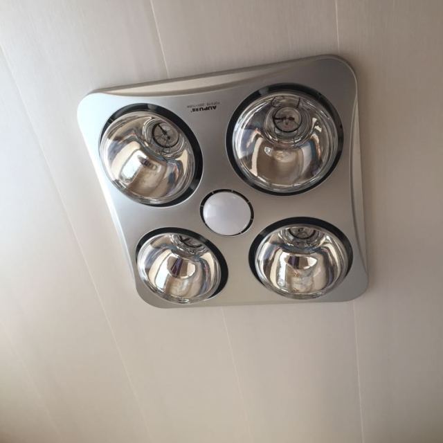 灯暖照明换气 浴霸310a普通吊顶专用多功能灯暖取暖浴霸 即开即热 led