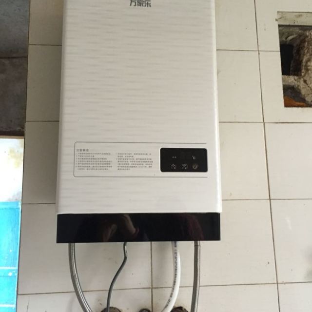 万家乐燃气热水器jsq24-12w2 天然气 12升