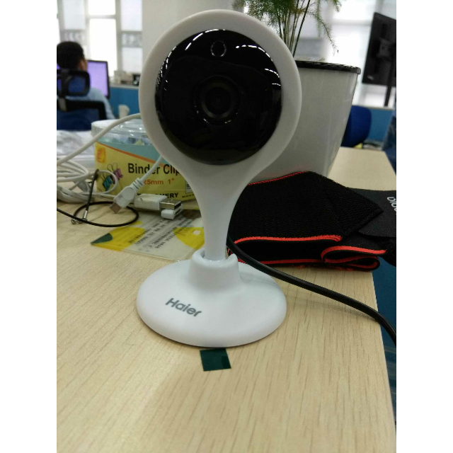 【1元购】haier/海尔摄像头hc6700 高清wifi网络手机远程家用监控器