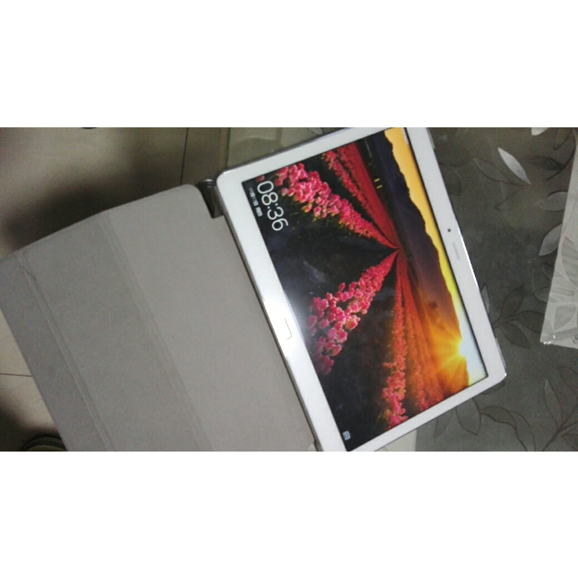 1英寸平板电脑m2-a01l(ips屏 八核 3g运存 16gb存储 可通话)月光银