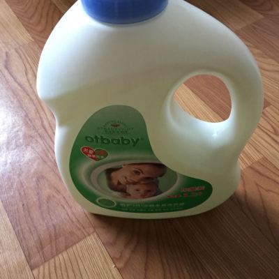 otbaby 倍护3合1洁霸多效洗衣液 3.2升 yt156