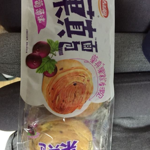 > 达利园菓真面包葡萄味198g商品评价 > 啊哈哈,双十一买的挺.