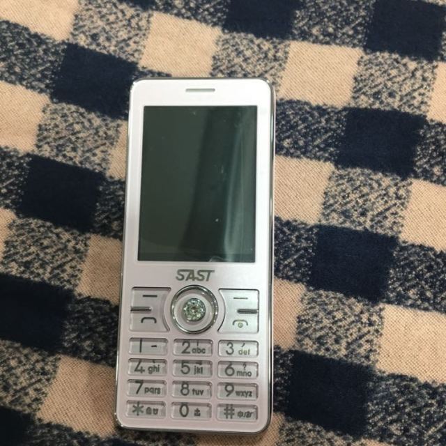 先科sasta589美钻儿童手机学生机时尚女士直板机纤薄机身彩色水晶按键