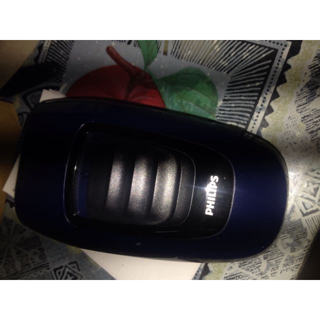 飞利浦(philips)电动剃须刀pq190男士刮胡刀 旋转式双刀头 充电式胡须