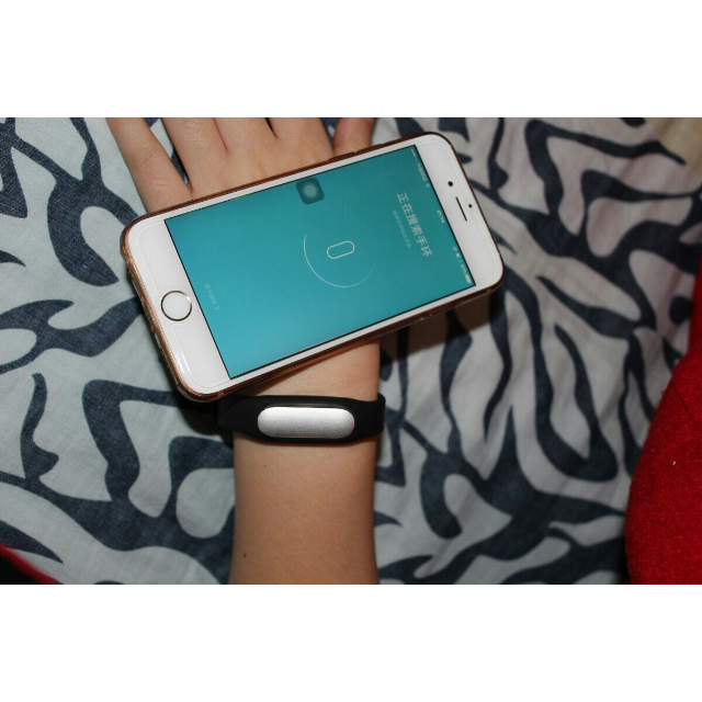 小米(mi)智能手环1代【光感心率版】小米手环 黑色腕带 led指示灯