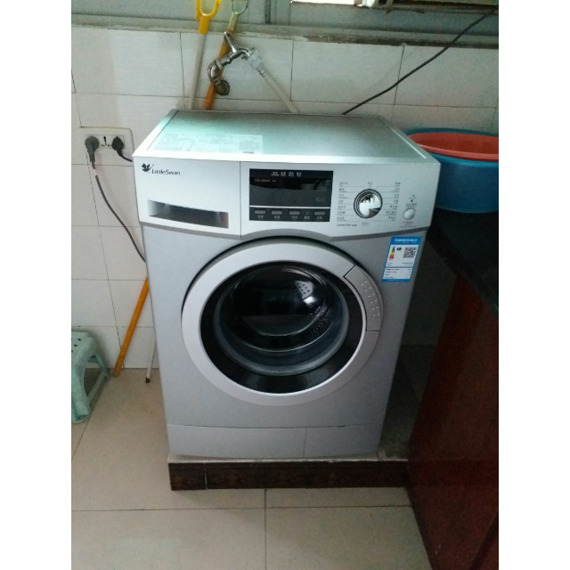 小天鹅 (littleswan) tg70-1229eds 7公斤变频 变频滚筒洗衣机 银色