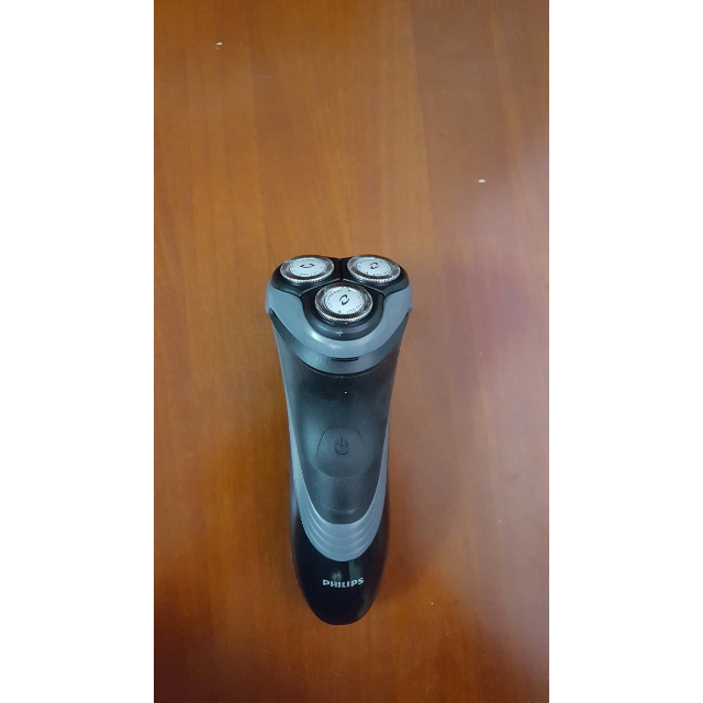 飞利浦(philips) 剃须刀 pt725 充电式 三刀头