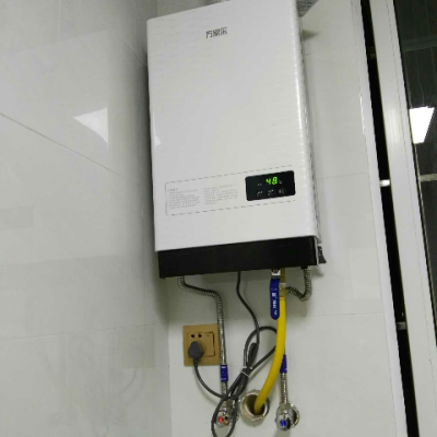 万家乐燃气热水器jsq24-12w2 天然气 12升