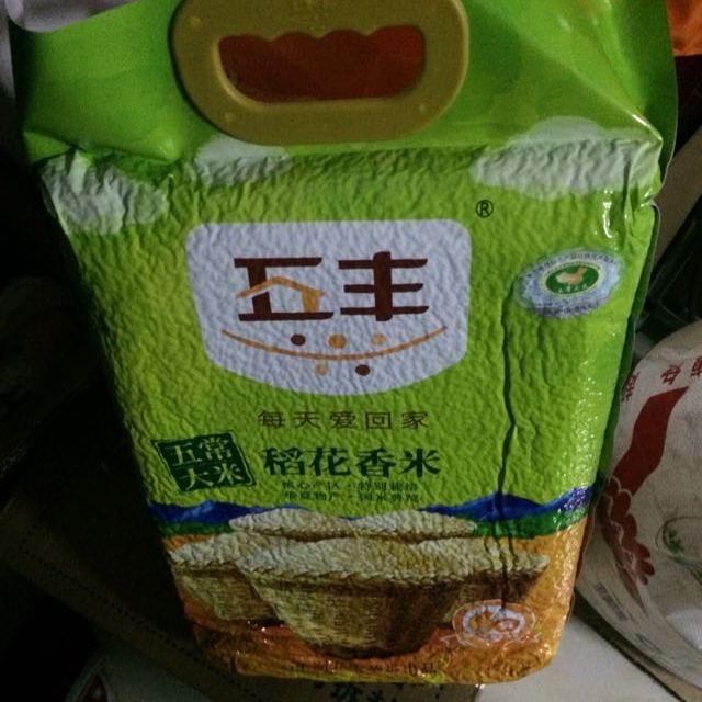 > 五常大米(五丰稻花香米)5kg商品评价 > 在超市买过这个大米,.