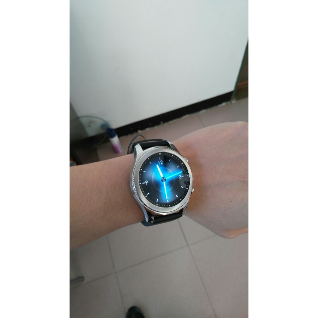 三星智能手表 gear s3 classic sm-r760