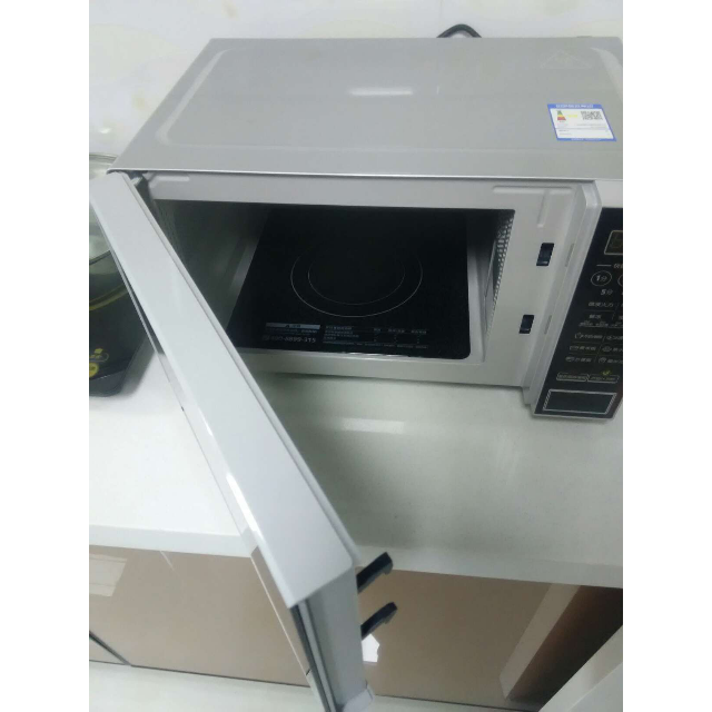 美的(midea) 微波炉 m1-l202b 黑色 平板加热 智能菜单 一键加热 20升