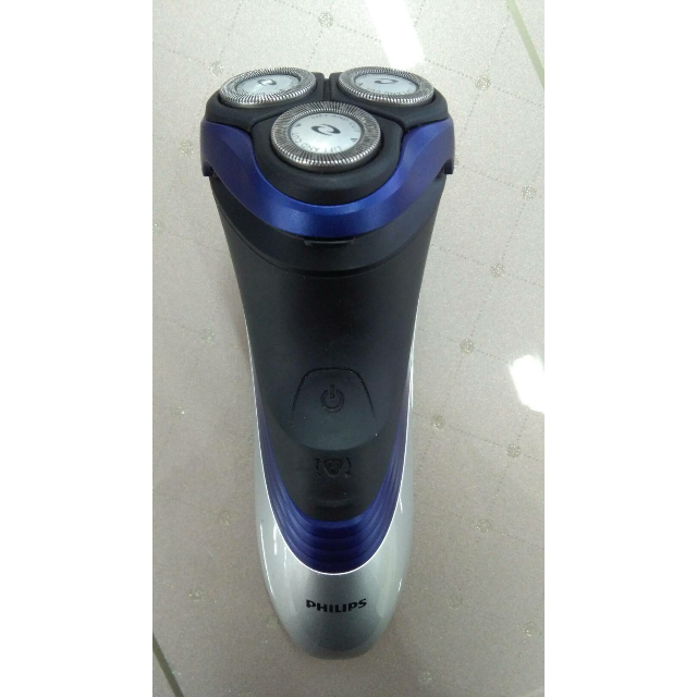 飞利浦电动剃须刀pt726/14