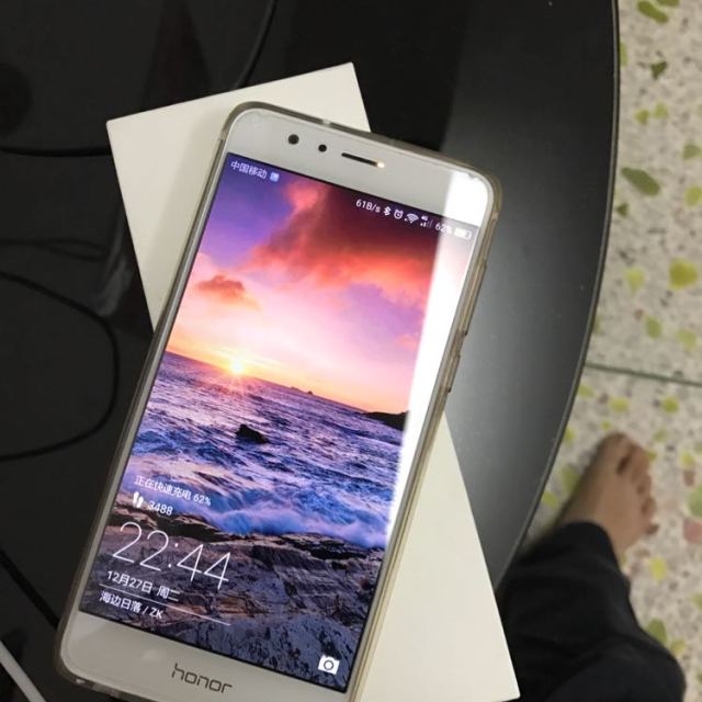 荣耀8全网通(frd-al10)(4 64g)珠光白